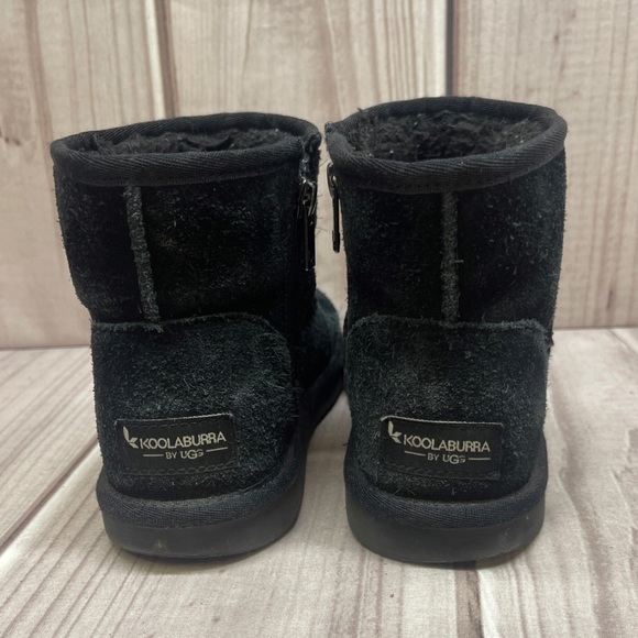 Koolaburra by UGG Girls Size 1 Black Leather Shearling Short Zip Side Boot - Picture 7 of 7